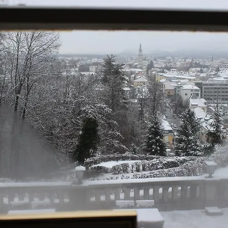 Restaurant Schweizerhaus Hotel 2*