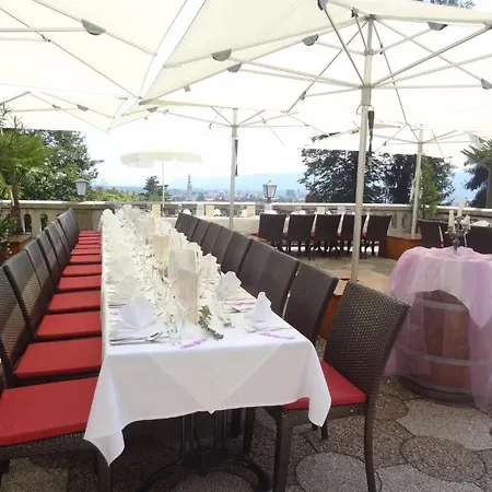 Restaurant Schweizerhaus מלון קלגנפורט
