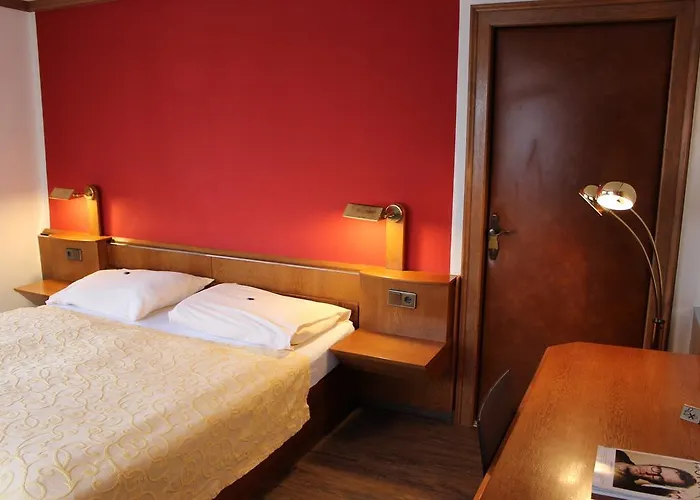 Hotel Restaurant Schweizerhaus Klagenfurt am Woerthersee