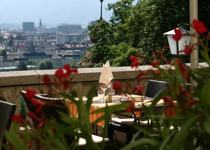 Hotel Restaurant Schweizerhaus Klagenfurt am Woerthersee