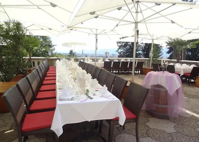 Restaurant Schweizerhaus Hotel Klagenfurt am Woerthersee